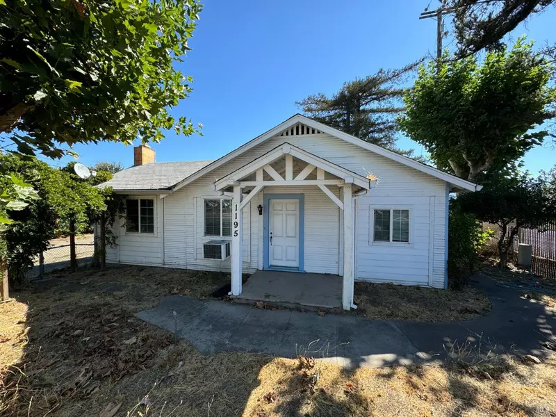 1195 S State ST, Ukiah, CA 95482