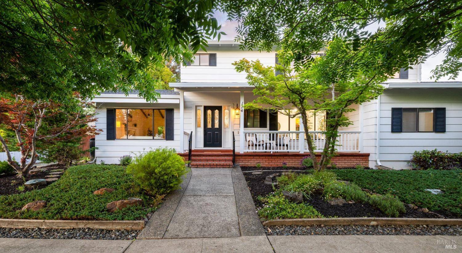 114 Sherwood DR, Santa Rosa, CA 95405