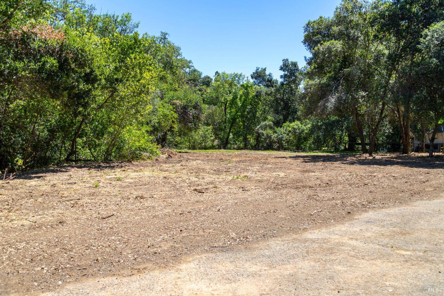 0 University ST A, Cloverdale, CA 95425