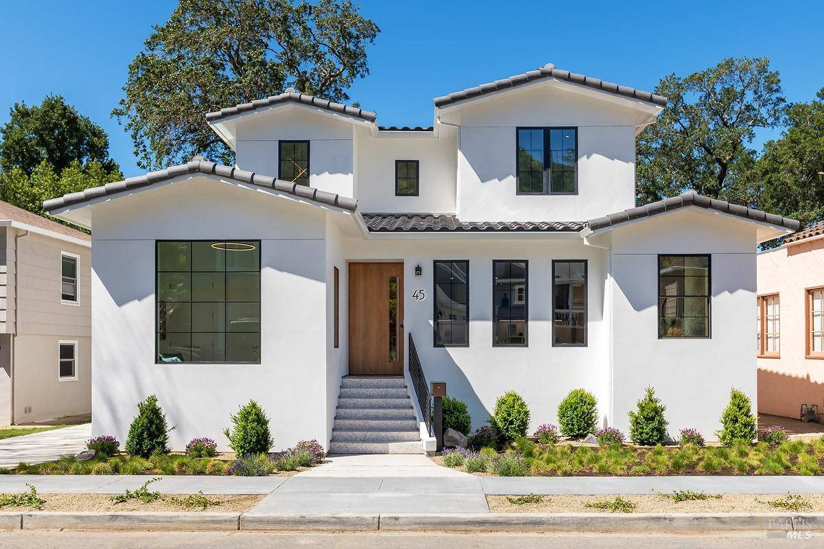 San Anselmo, CA 94960,45 Brookside DR