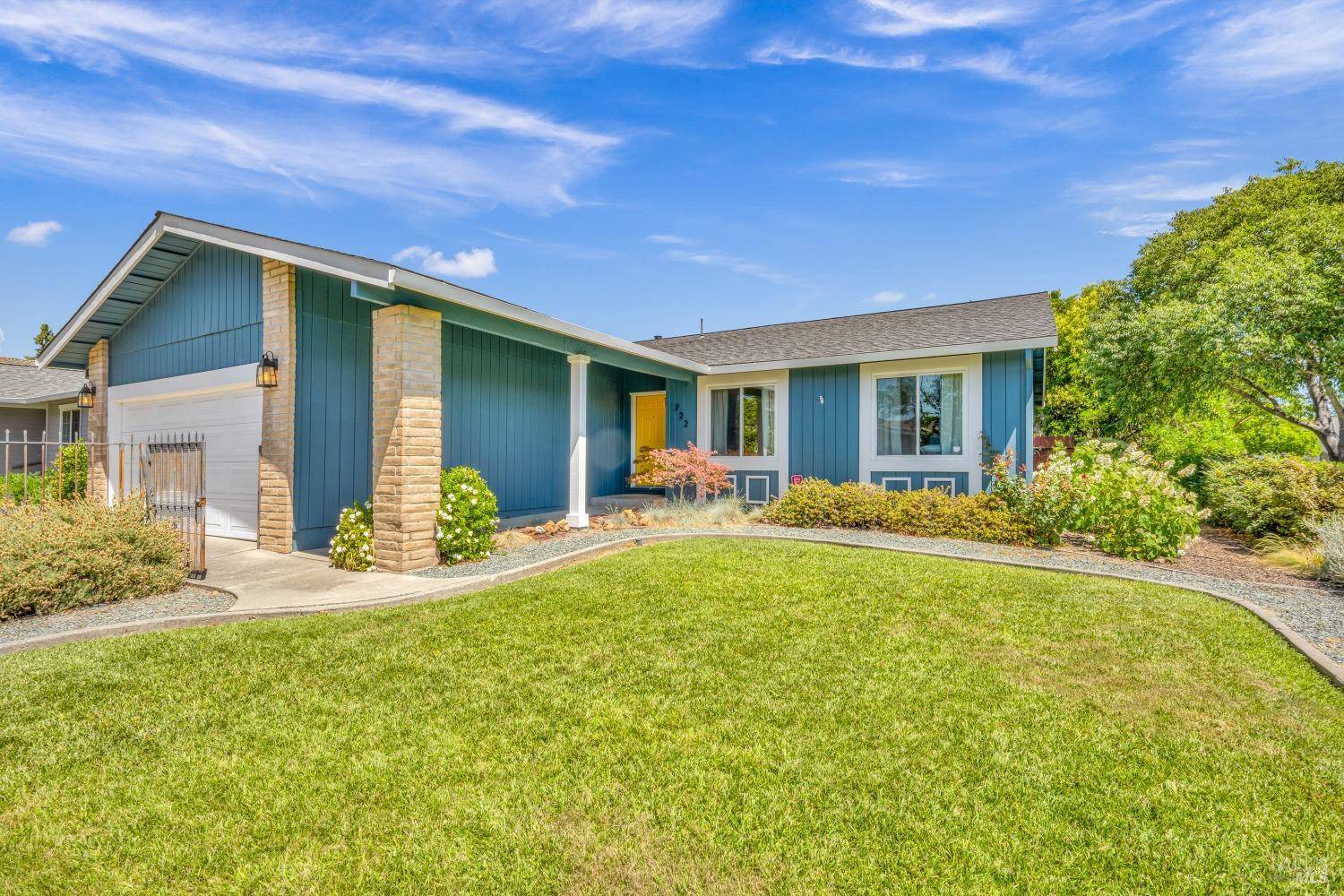 722 Lathrop ST,  Napa,  CA 94558