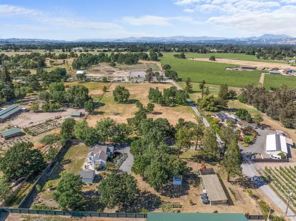 5275 Sebastopol RD, Santa Rosa, CA 95407