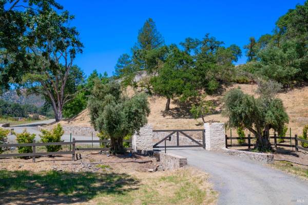 2641 Riebli RD, Santa Rosa, CA 95404