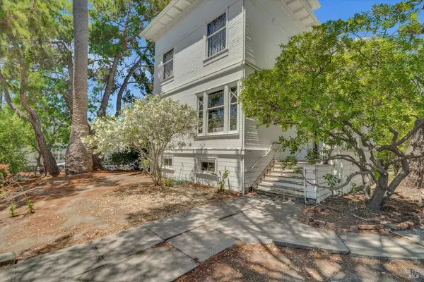 107 E J ST, Benicia, CA 94510