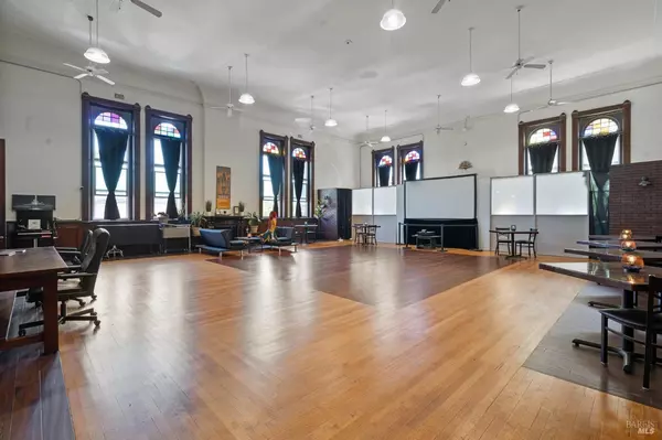 Benicia, CA 94510,106 W J ST