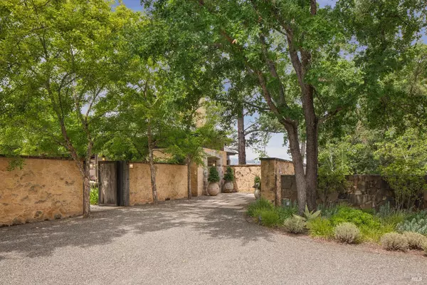 St. Helena, CA 94574,232 N Fork Crystal Springs RD
