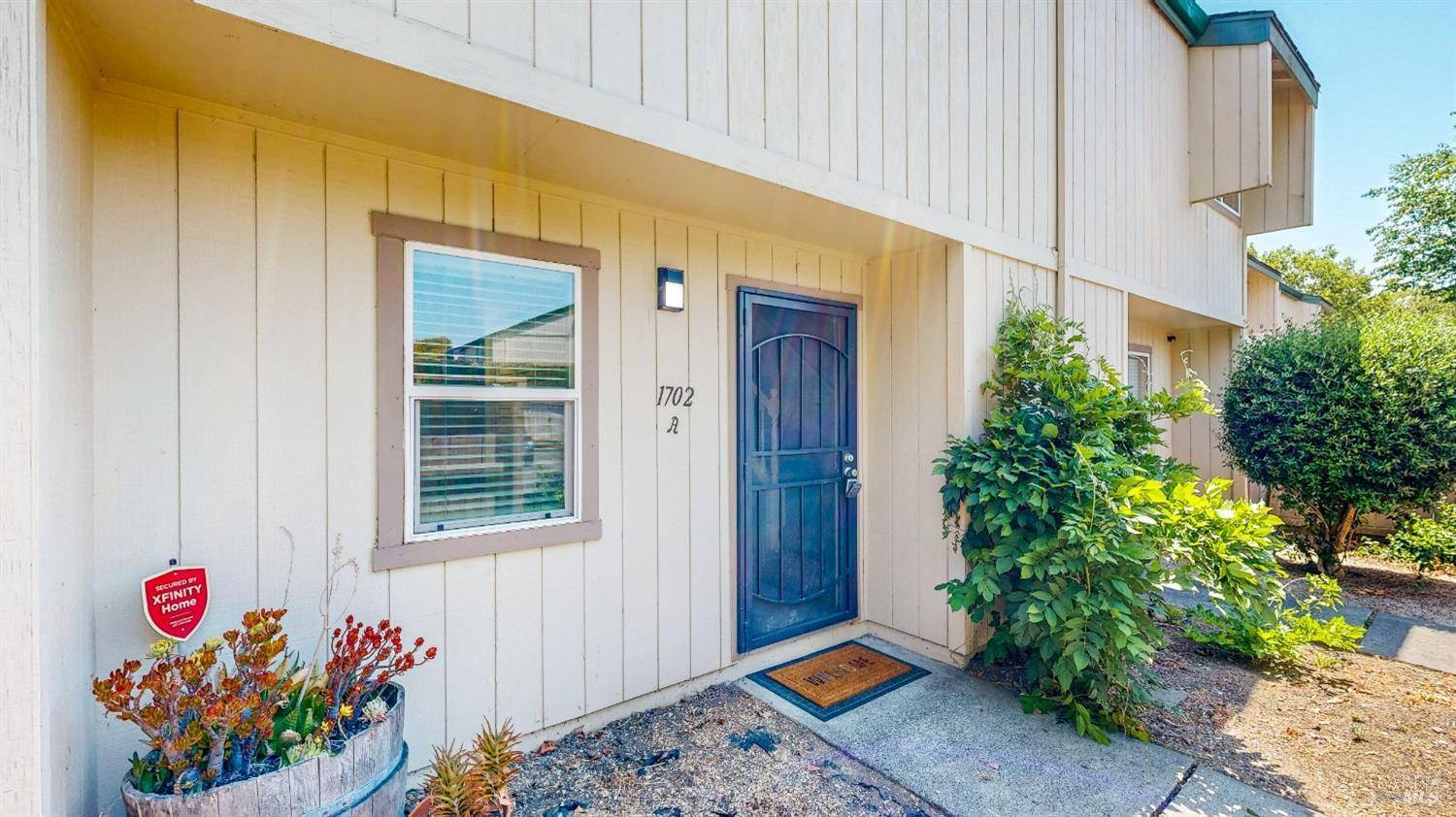 1702 Glenbrook DR A, Santa Rosa, CA 95401