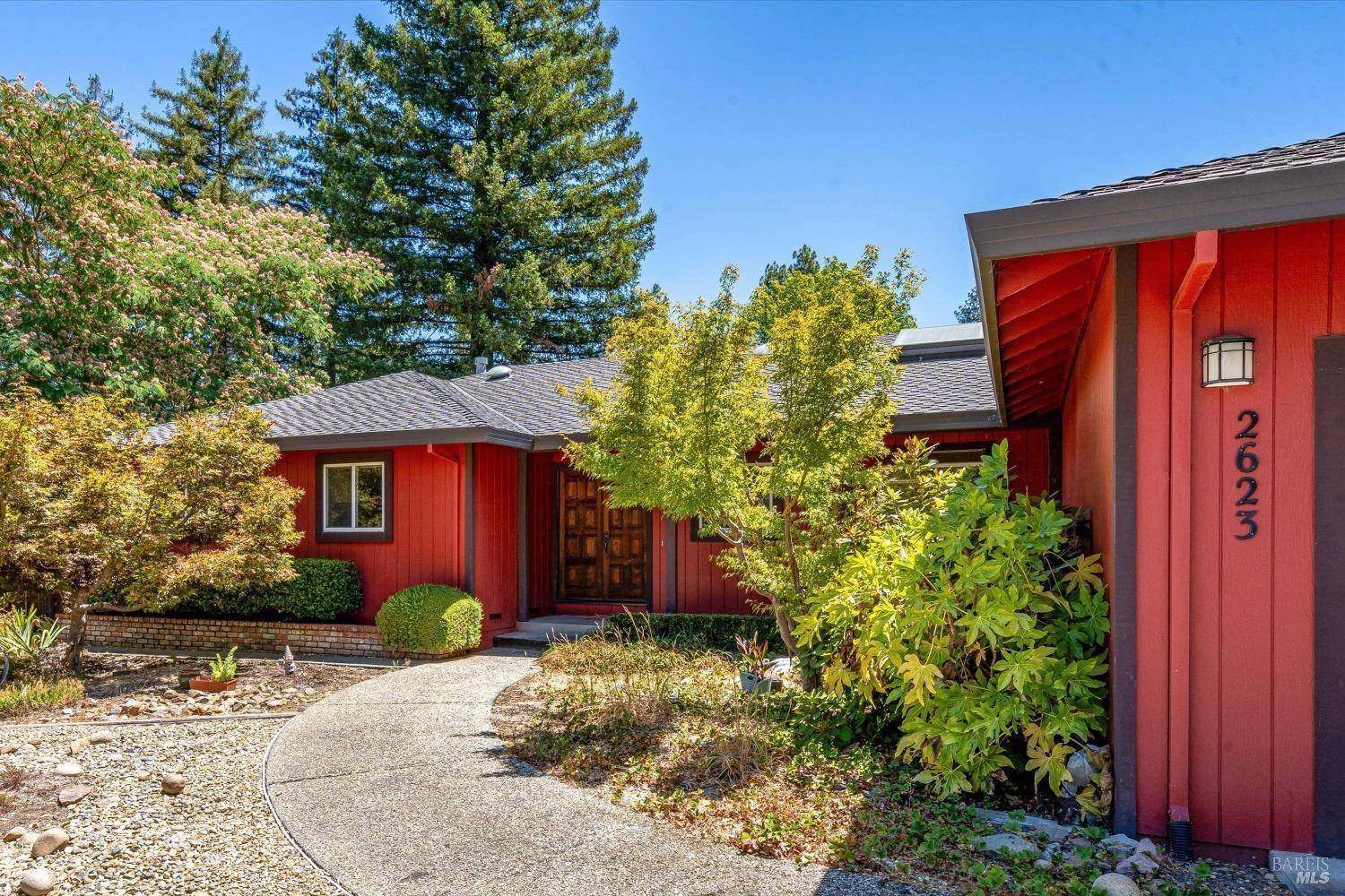 2623 Colombard CT, St. Helena, CA 94574