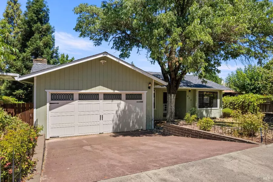 822 15th ST, Lakeport, CA 95453