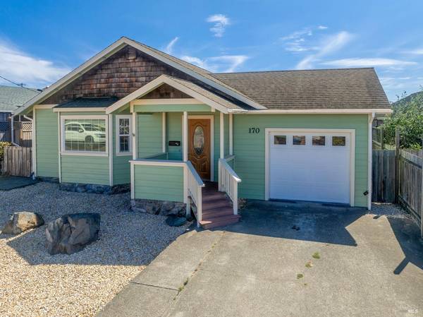 170 Grove ST, Fort Bragg, CA 95437