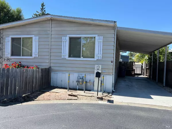 101 Leisure Park CIR, Santa Rosa, CA 95401