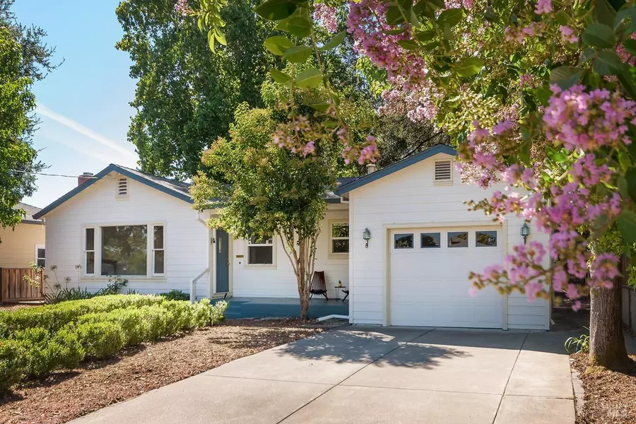 3028 Claremont DR, Santa Rosa, CA 95405