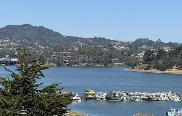 370 Eden Roc DR, Sausalito, CA 94965