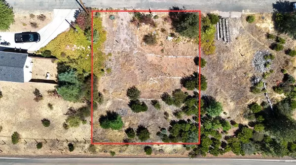 15285 Evergreen DR, Cobb, CA 95426