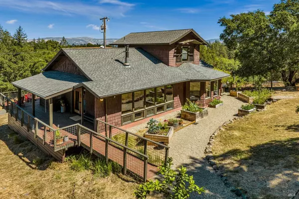 2020 Felta RD, Healdsburg, CA 95448