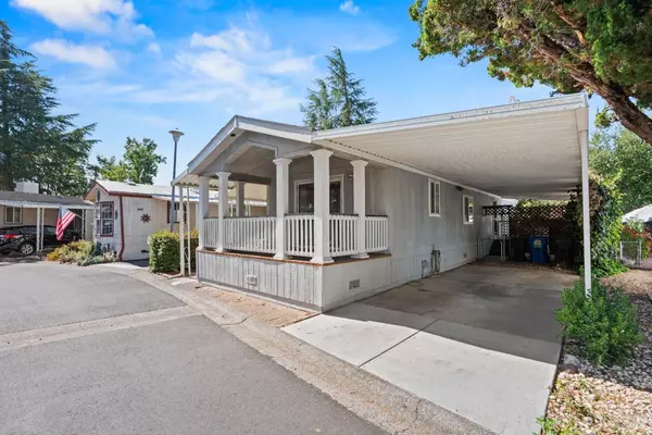 Ukiah, CA 95482,700 E Gobbi ST 6