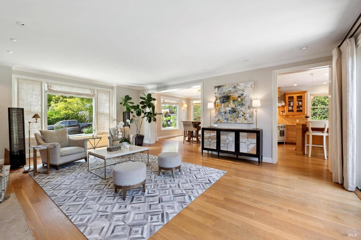 San Anselmo, CA 94960,114 Van Tassel CT