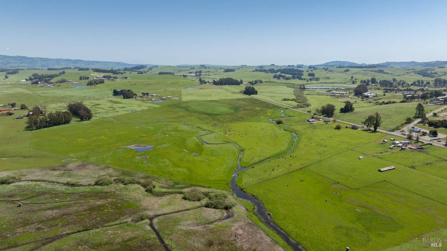 Petaluma, CA 94952,530 Tomales RD