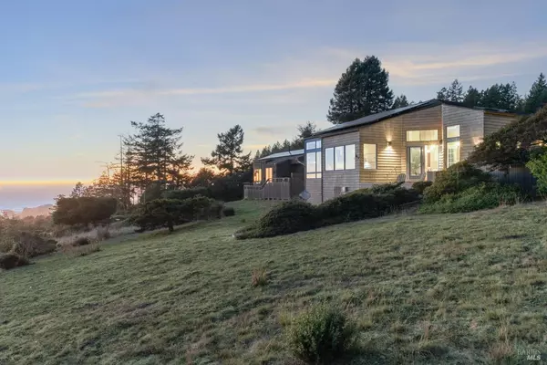 196 Lupine Close, The Sea Ranch, CA 95497