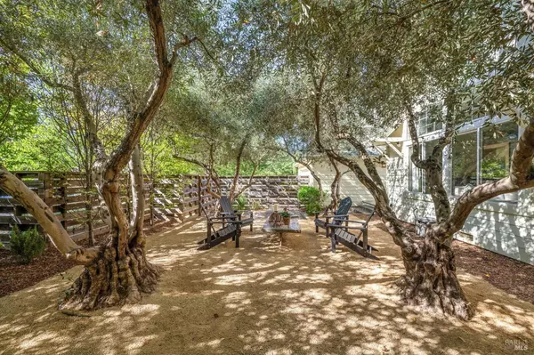 1180 Starr AVE, St. Helena, CA 94574