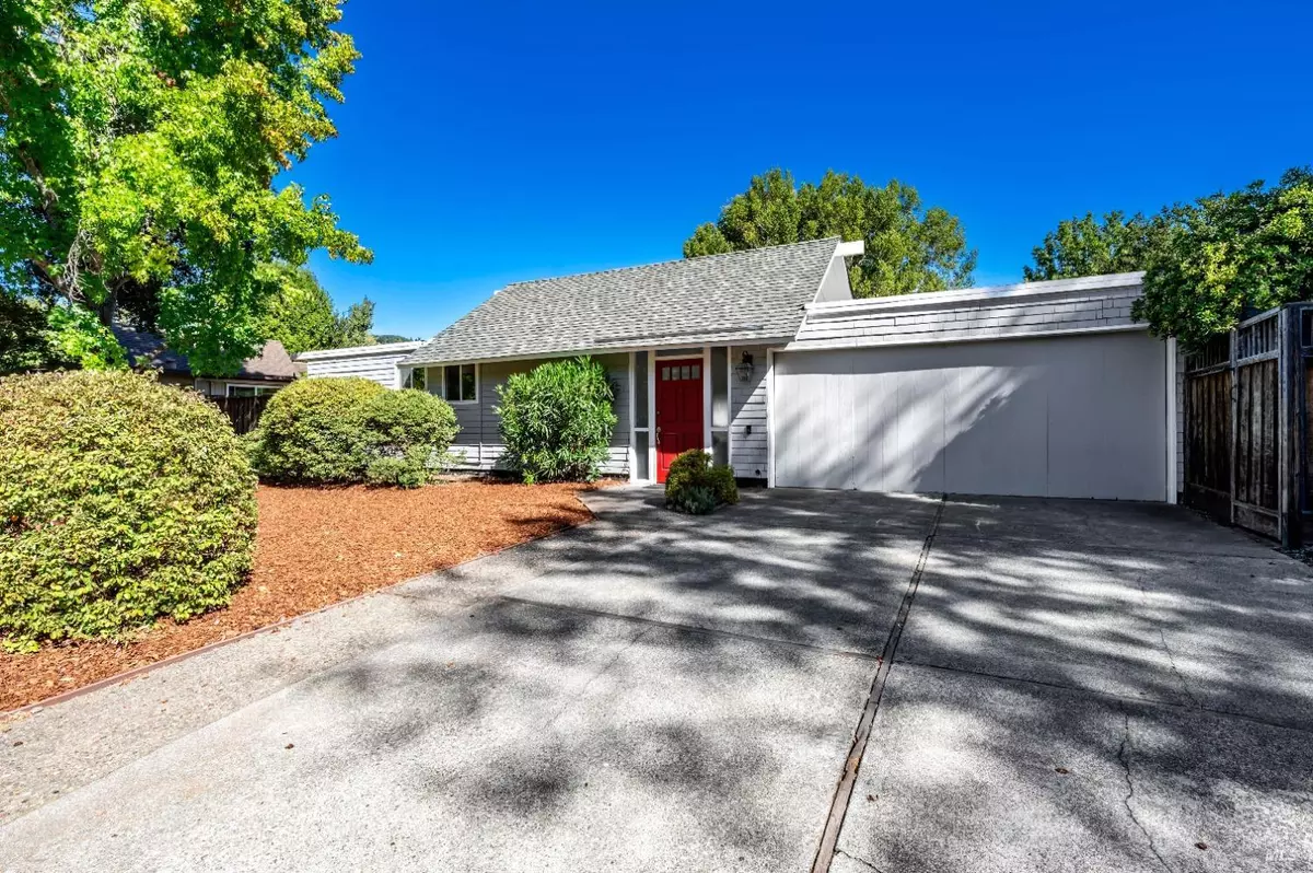 San Anselmo, CA 94960,22 Catskill CT