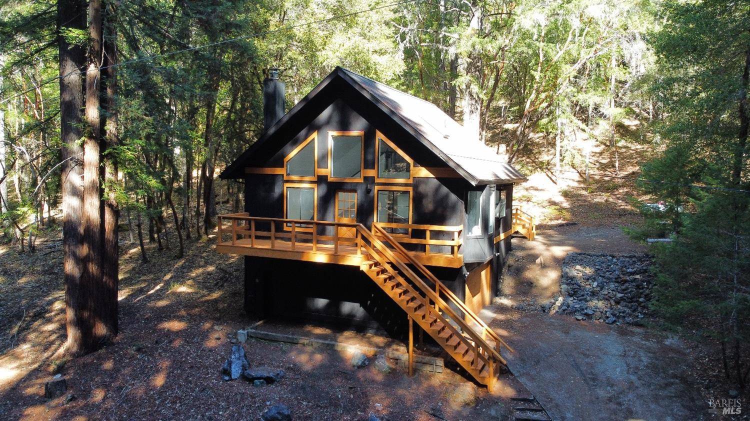 Willits, CA 95490,1946 Lupine WAY