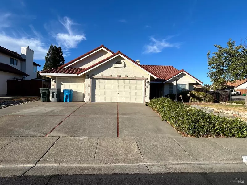 501 Rambleton DR, Vacaville, CA 95688