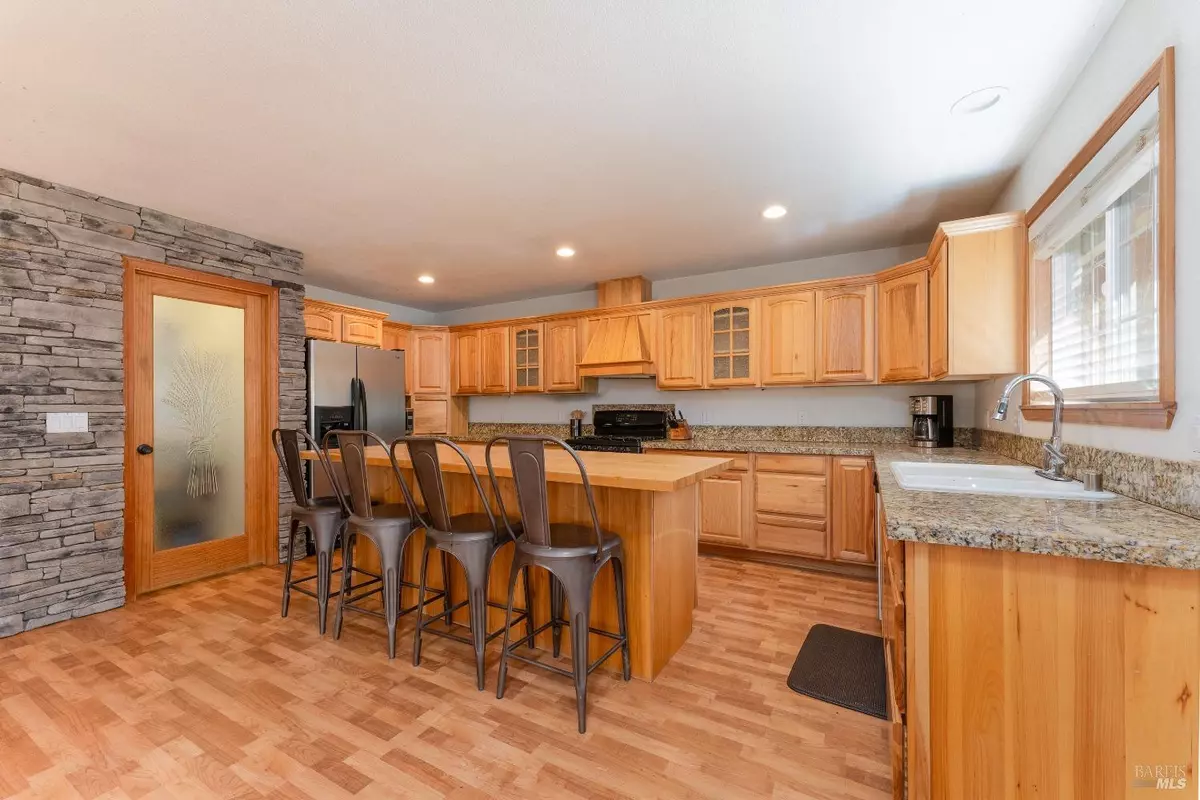 Ukiah, CA 95482,1776 Ridge RD