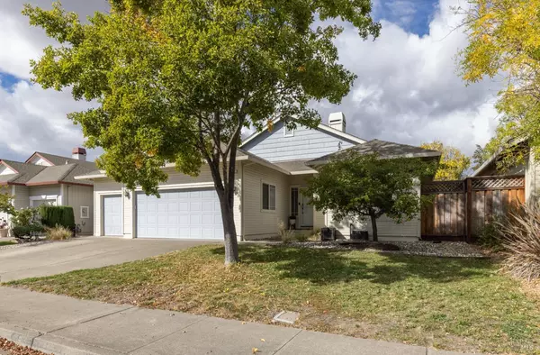 186 Fulton PL, Windsor, CA 95492