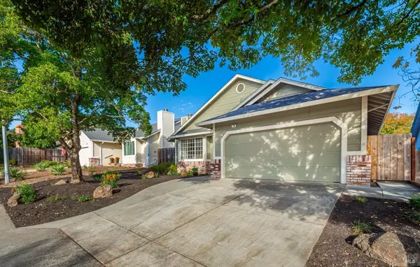 Cloverdale, CA 95425,104 Wallace LN