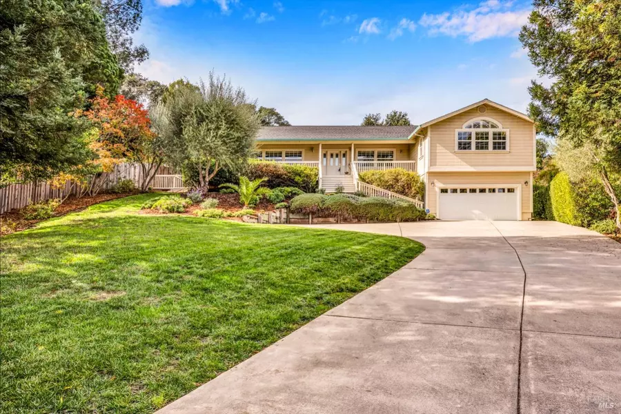 1131 Estates DR, Napa, CA 94558