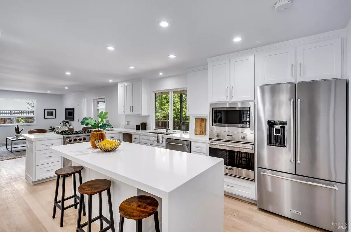 St. Helena, CA 94574,1605 Sylvaner AVE