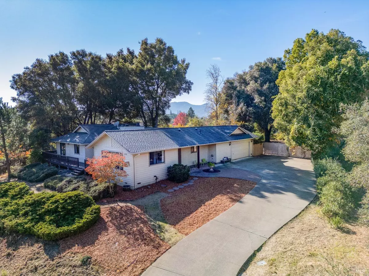 Ukiah, CA 95482,1370 Ridgeview DR