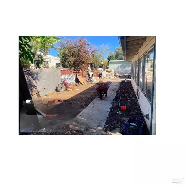 Clearlake, CA 95422,3946 Laddell AVE