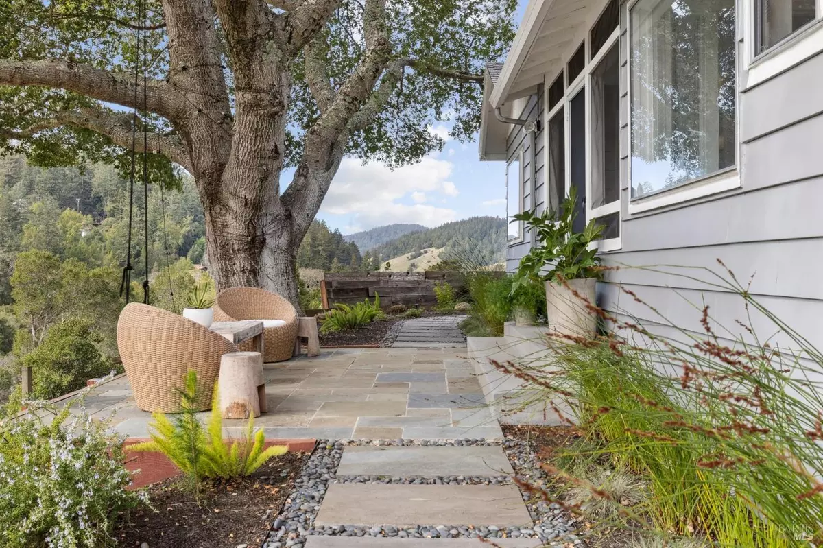 Woodacre, CA 94973,11 Fire RD