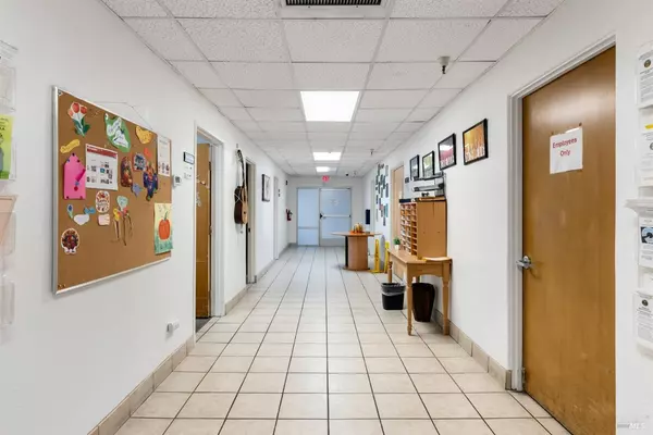 Ukiah, CA 95482,564 S Dora ST