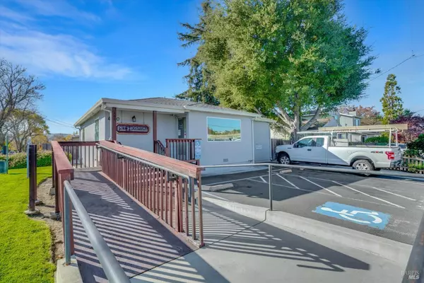 490 E L ST, Benicia, CA 94510