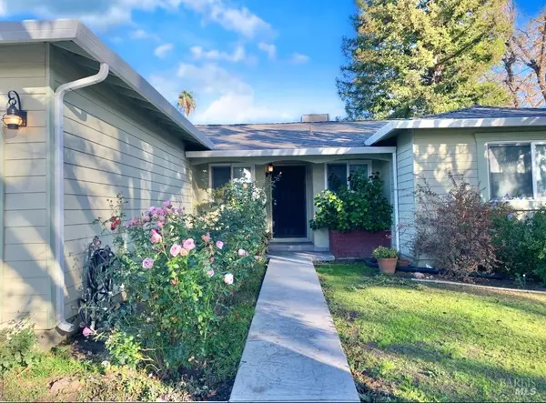 501 Parkridge DR, Vacaville, CA 95688