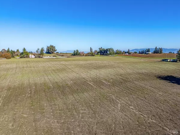 Sebastopol, CA 95472,6000 Petersen RD