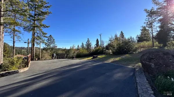 Angwin, CA 94508,1180 Crestmont DR