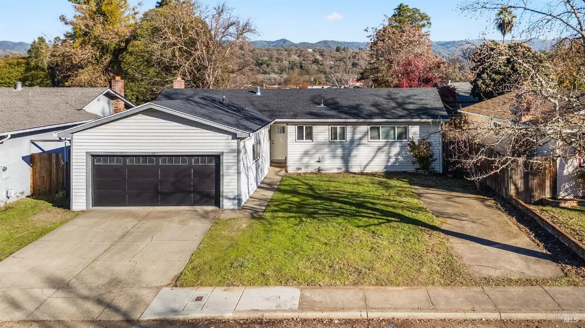 Ukiah, CA 95482,535 Oak Manor DR