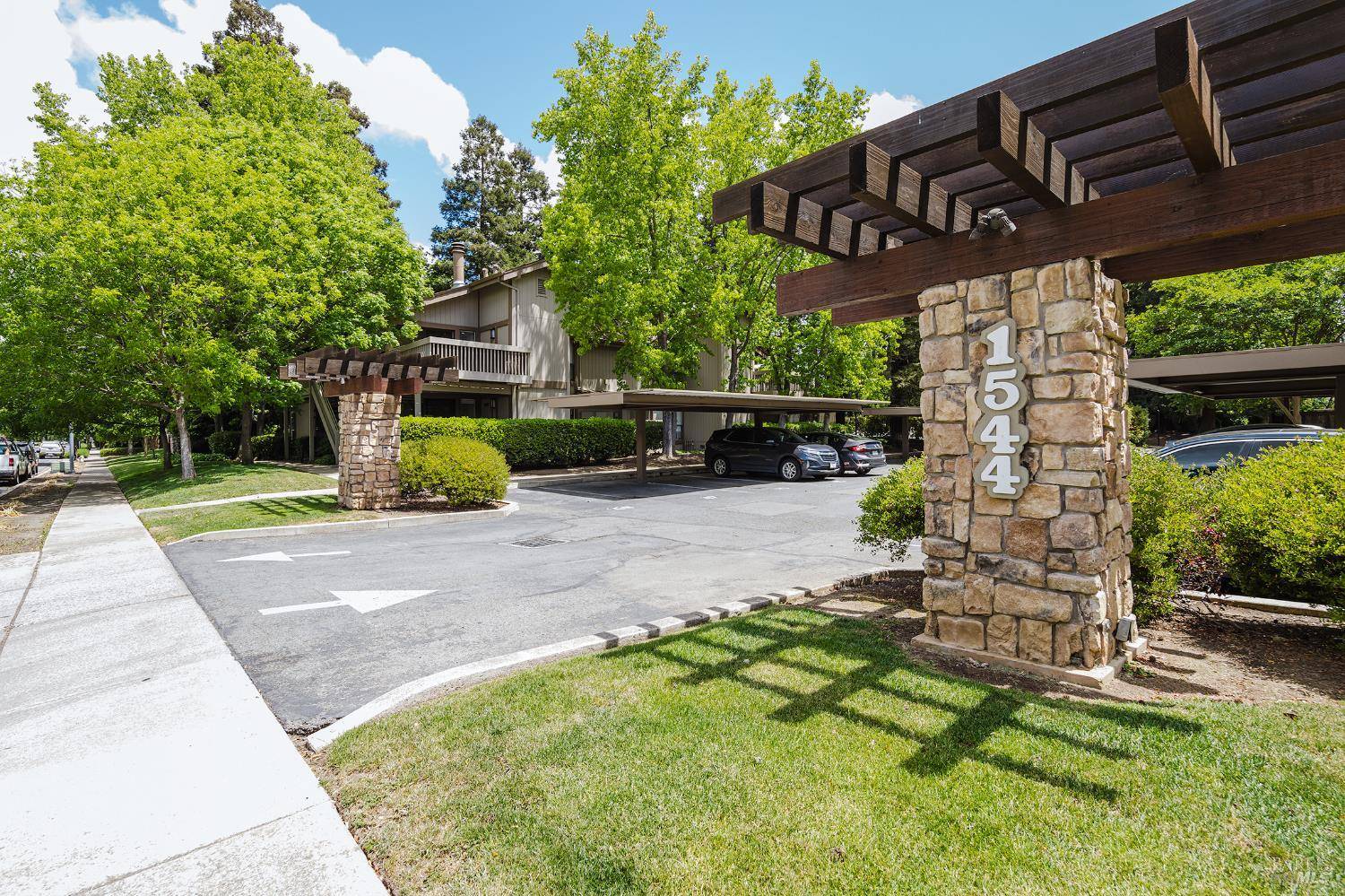 1544 Bailey RD 9, Concord, CA 94521