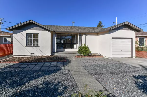 40 Averye WAY, Petaluma, CA 94952