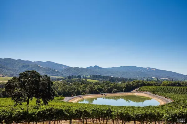 1900 Sanford Ranch RD, Ukiah, CA 95482