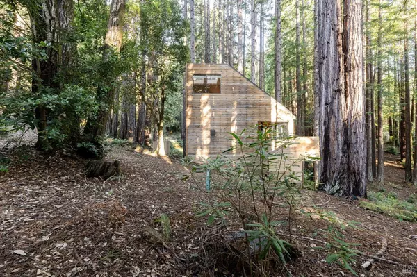 The Sea Ranch, CA 95497,276 Redwood Rise