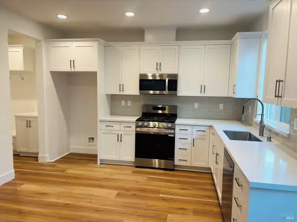 Sonoma, CA 95476,486 Sanchez CT W