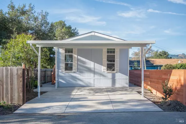 890 Rockwell RD 7, Cloverdale, CA 95425