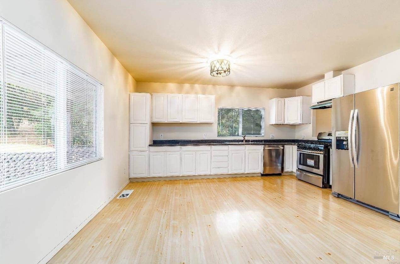 Willits, CA 95490,22551 Eastside RD