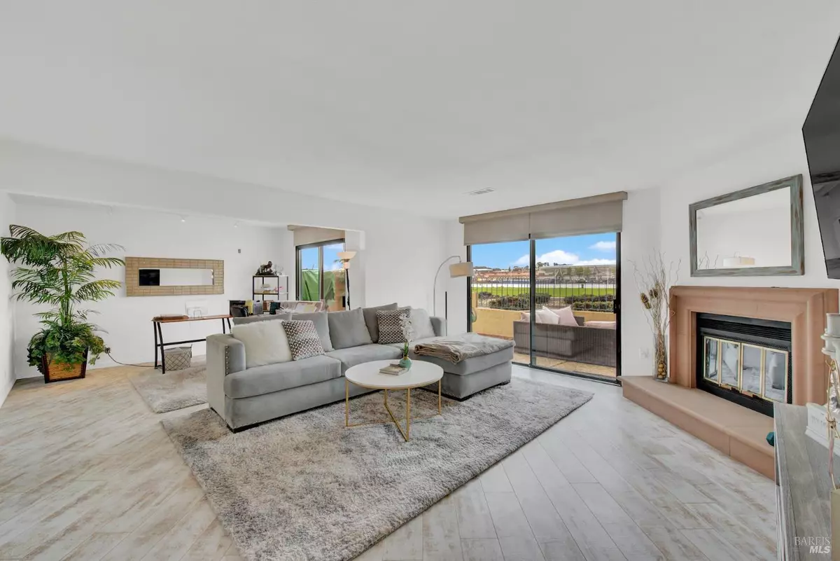 Vallejo, CA 94590,183 Nantucket LN