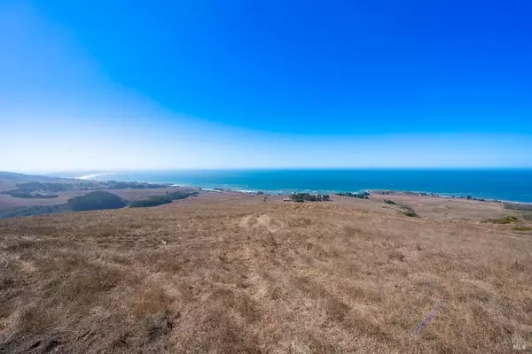 6700 N Highway 1, Bodega Bay, CA 94923